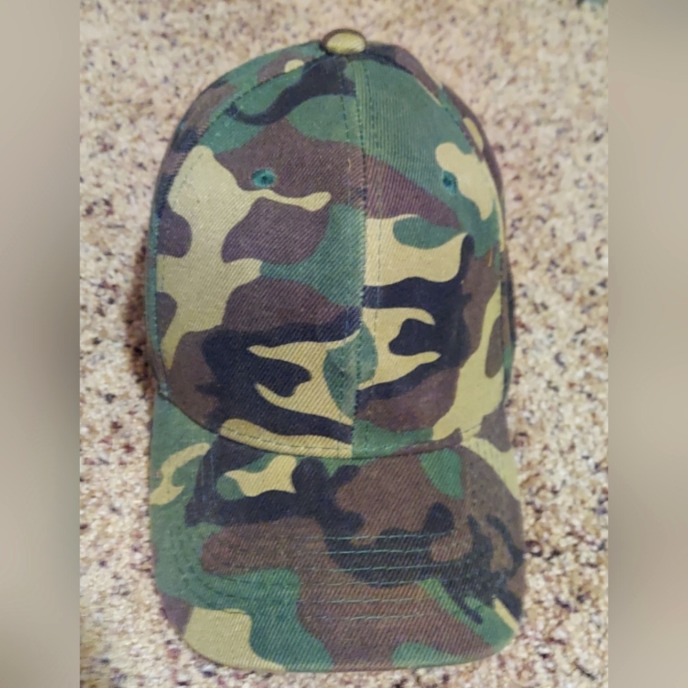NEW Camouflage Baseball Cap